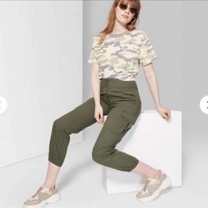 Super Cute Jogger Style Cargo Pants - Size 0